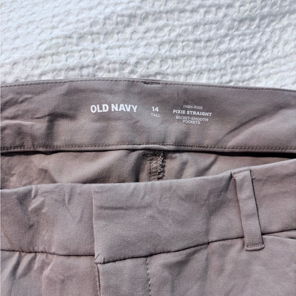 Old Navy High Rise Pixie Straight Pants - Picture 2 of 2
